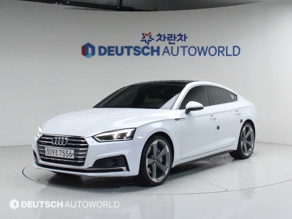 아우디 A5 A5 (F5) 45 TFSI 콰트로 프리미엄 스포트백 이미지 1