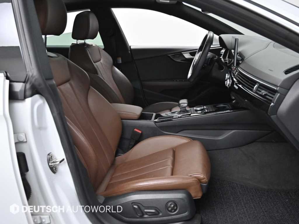 아우디 A5 A5 (F5) 45 TFSI 콰트로 프리미엄 스포트백 이미지 10