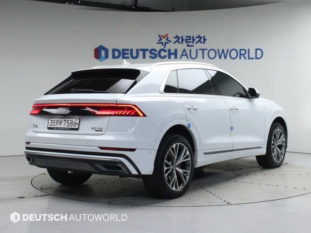 아우디 Q8 50 TDI 콰트로 프리미엄 이미지 2