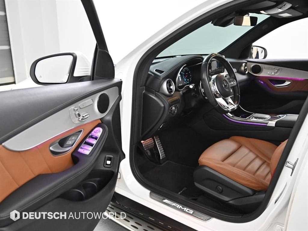 벤츠 GLC 클래스 GLC클래스 X253 AMG GLC 43 4MATIC 이미지 11