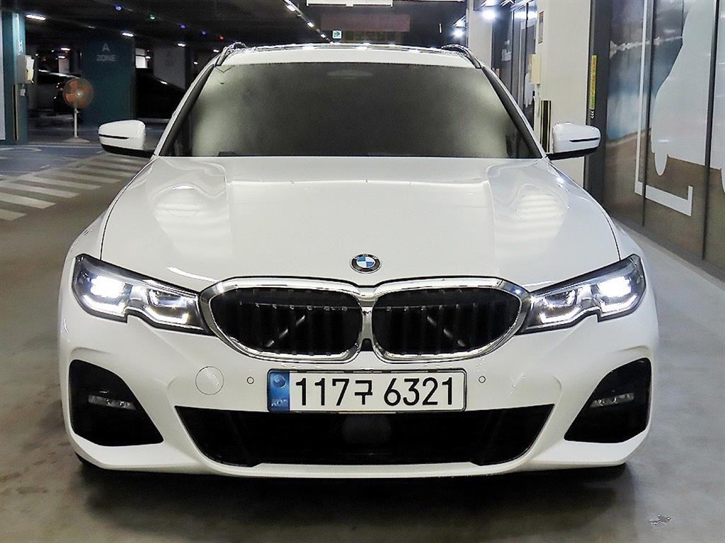 BMW 3시리즈 3시리즈 (G20) 320d 투어링 M 스포츠 이미지 2