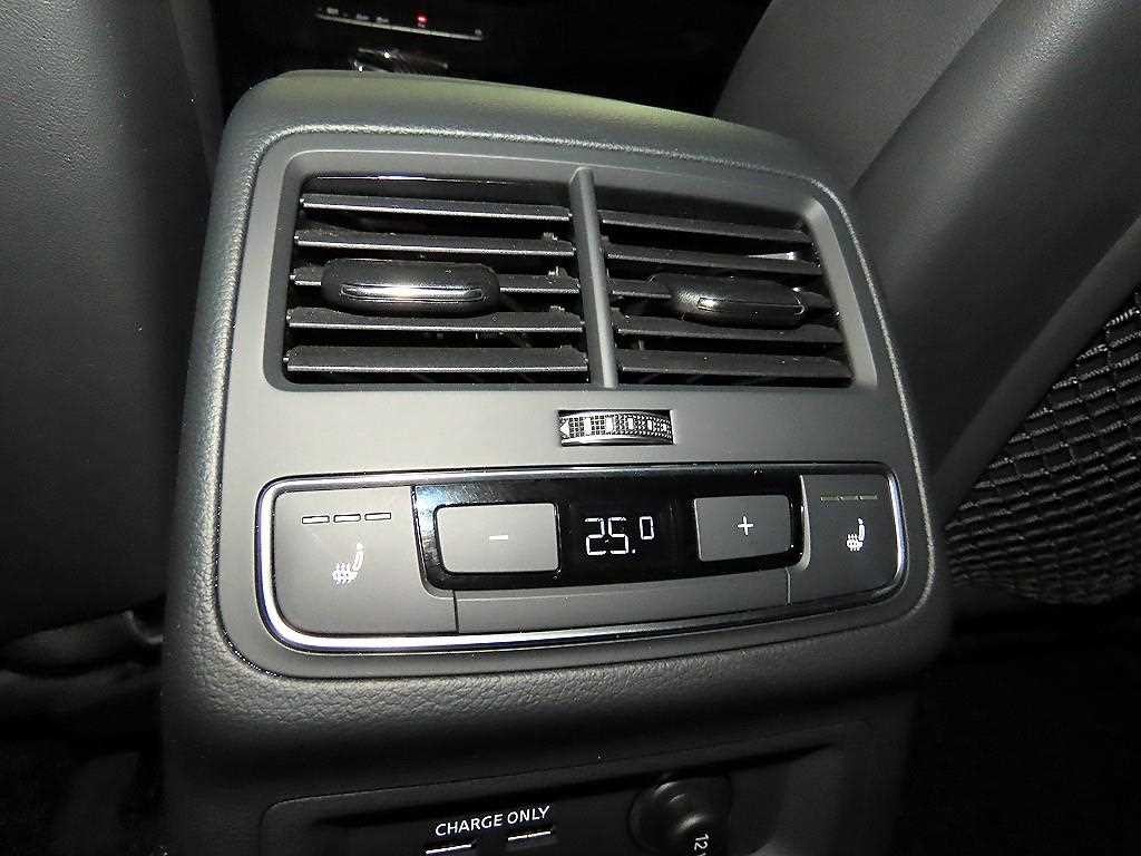 아우디 A5 A5 (F5) 40 TFSI 콰트로 스포트백 이미지 14