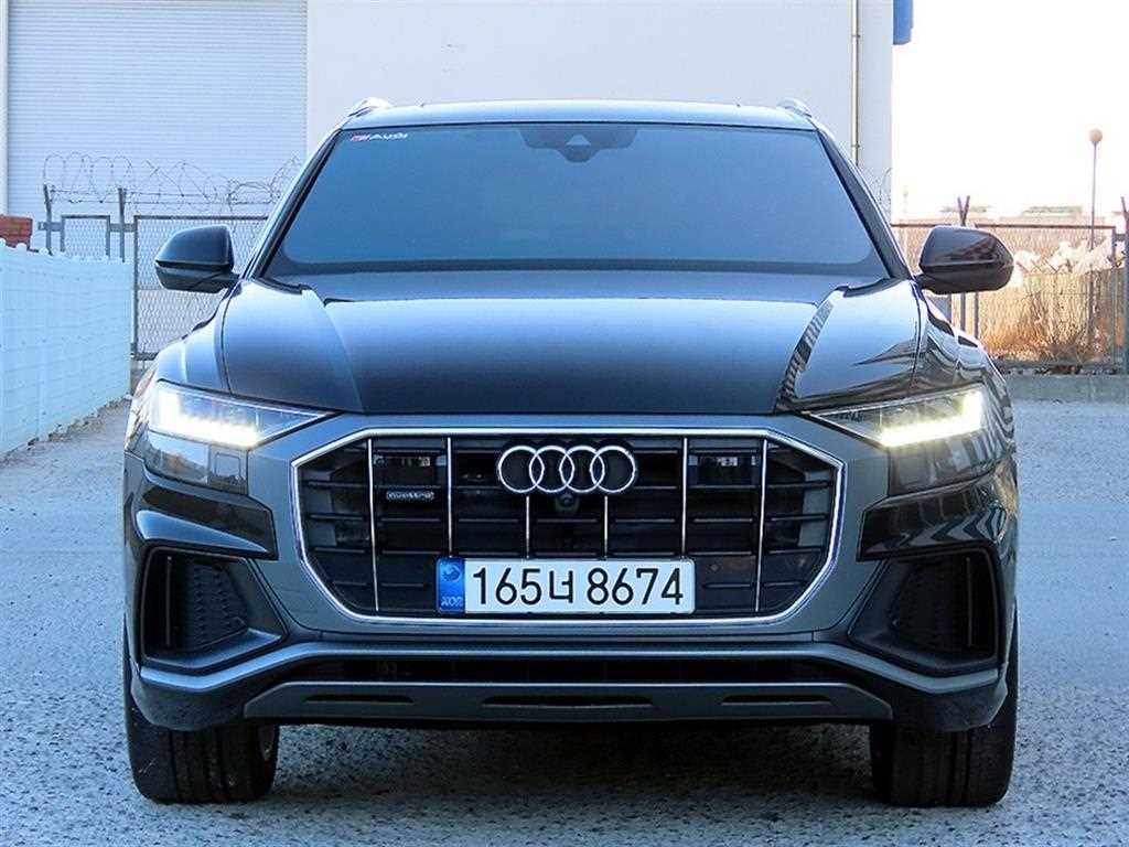 아우디 Q8 45 TDI 콰트로 프리미엄 이미지 1
