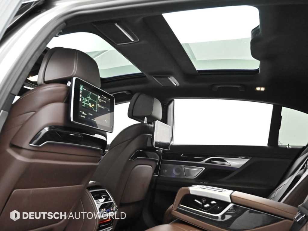 BMW 7시리즈 7시리즈 (G11) 740Le i퍼포먼스 이미지 19