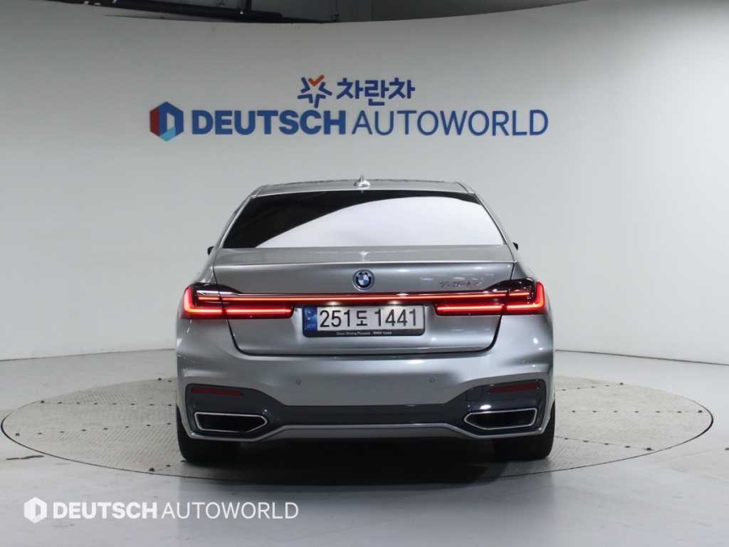 BMW 7시리즈 7시리즈 (G11) 740Le i퍼포먼스 이미지 4