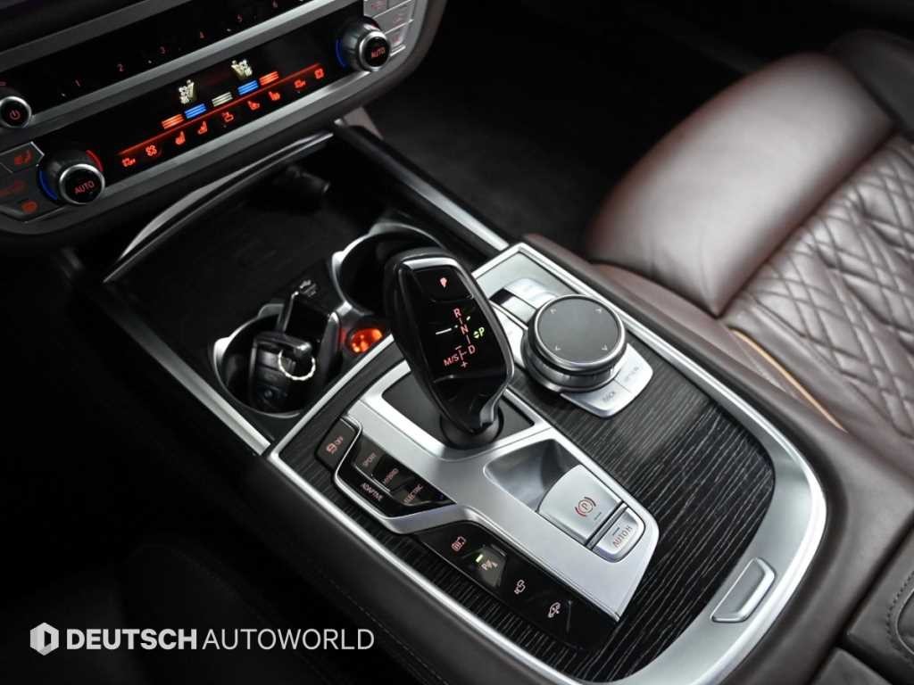 BMW 7시리즈 7시리즈 (G11) 740Le i퍼포먼스 이미지 9