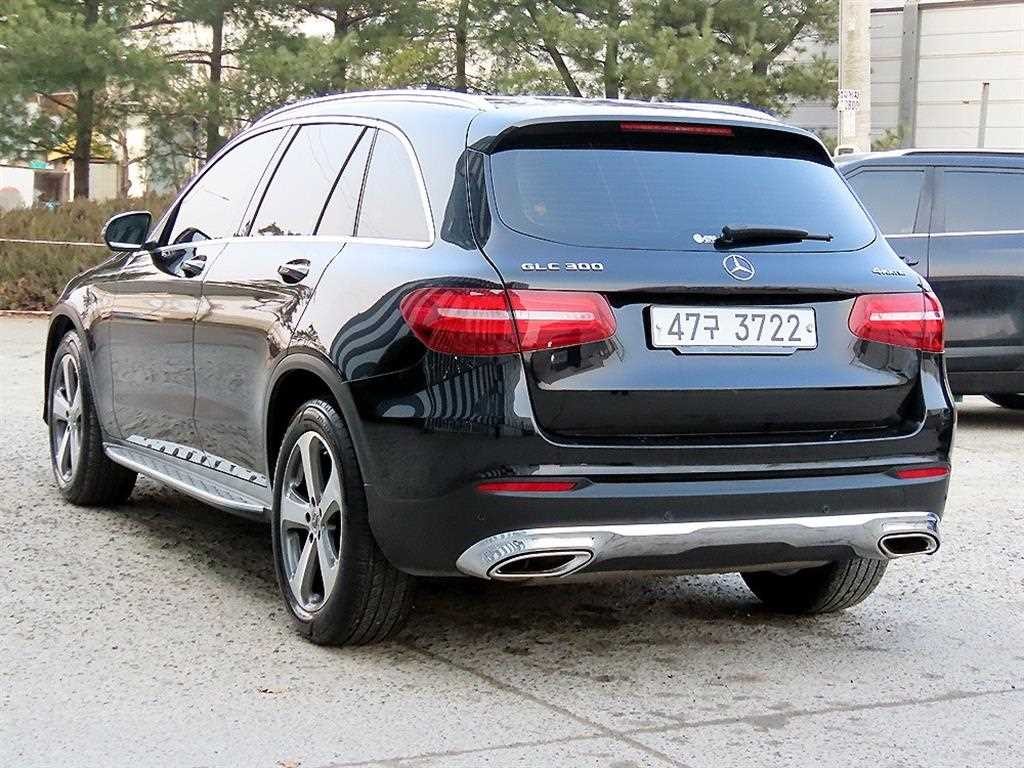 벤츠 GLC 클래스 GLC클래스 X253 GLC 300 4MATIC 이미지 3