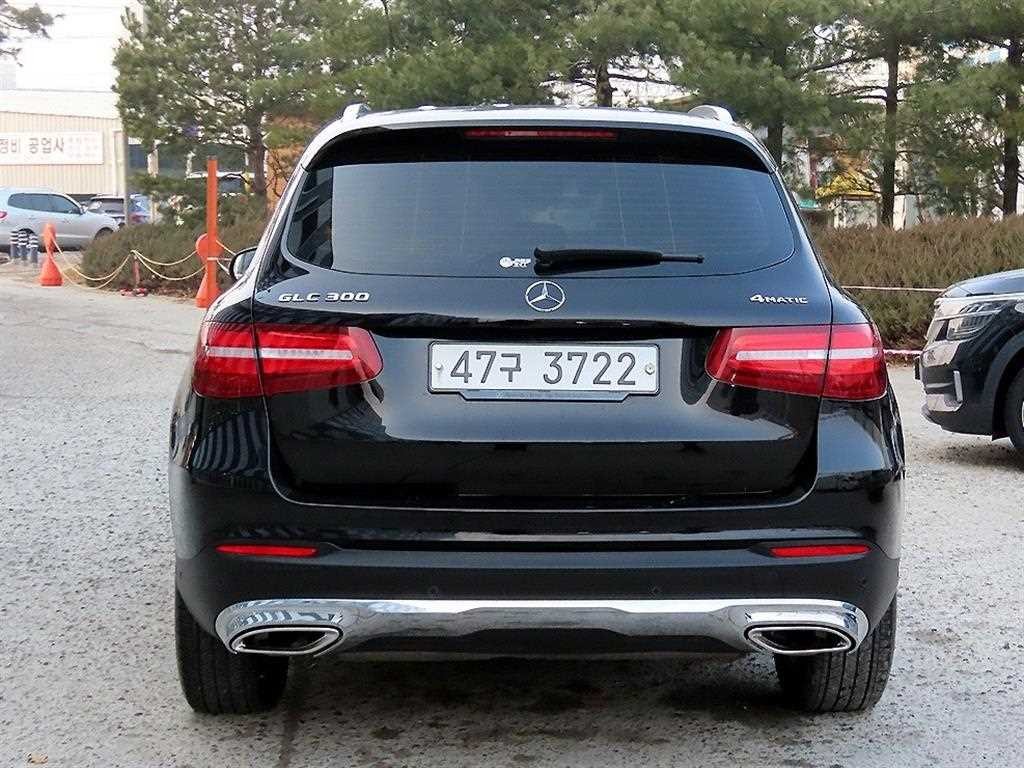 벤츠 GLC 클래스 GLC클래스 X253 GLC 300 4MATIC 이미지 4