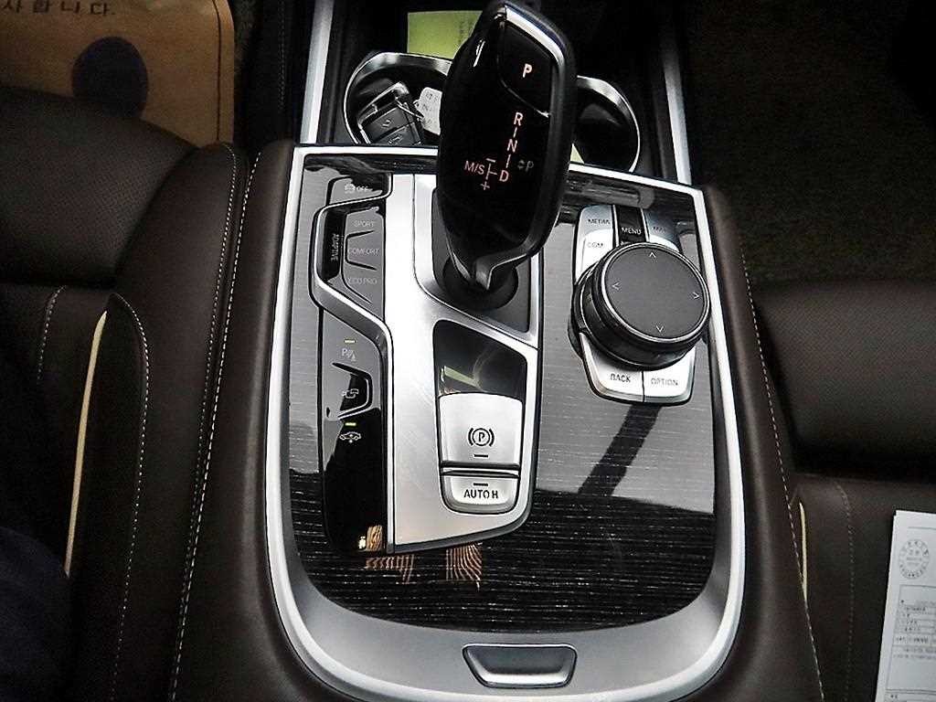 BMW 7시리즈 7시리즈 (G11) 740Li xDrive M SPORT 스포츠 이미지 10