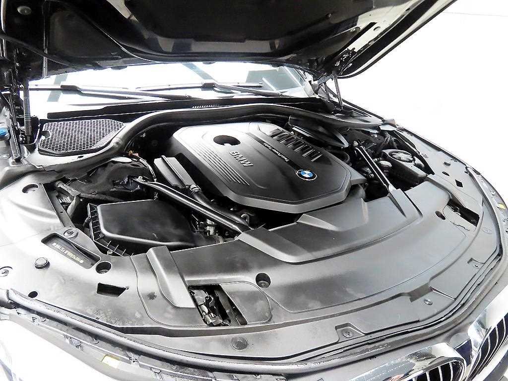 BMW 7시리즈 7시리즈 (G11) 740Li xDrive M SPORT 스포츠 이미지 19