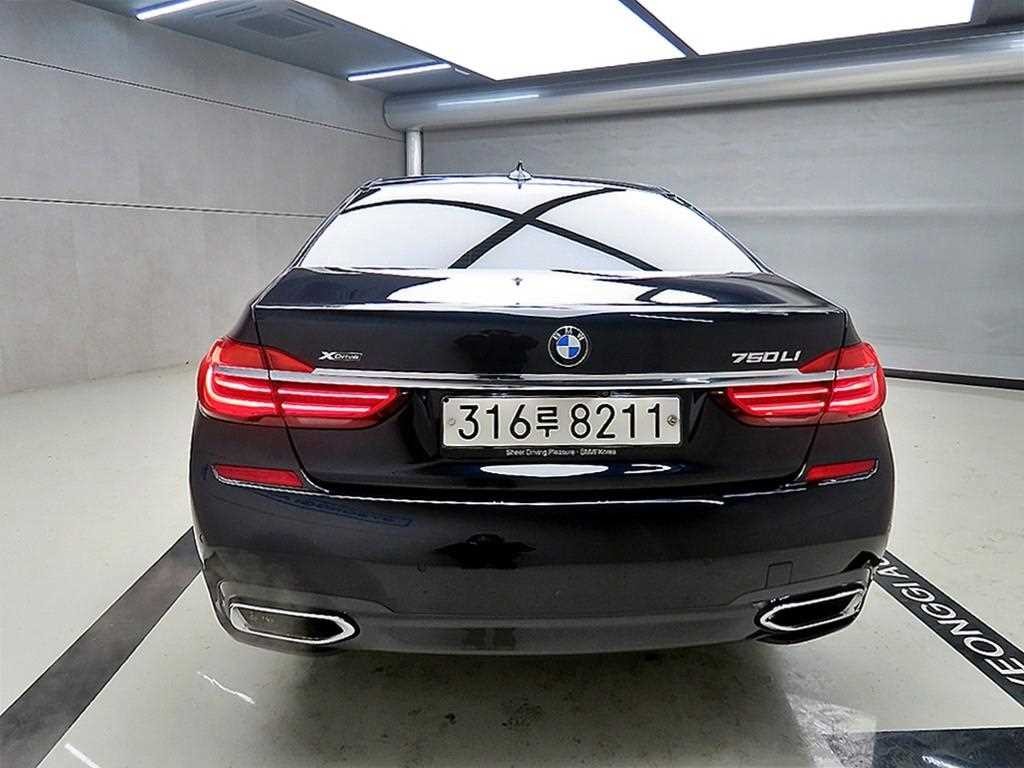 BMW 7시리즈 7시리즈 (G11) 740Li xDrive M SPORT 스포츠 이미지 3