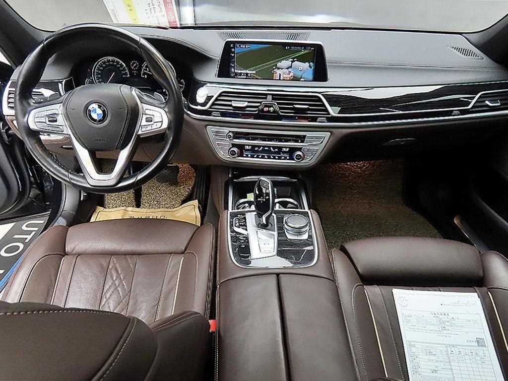 BMW 7시리즈 7시리즈 (G11) 740Li xDrive M SPORT 스포츠 이미지 7