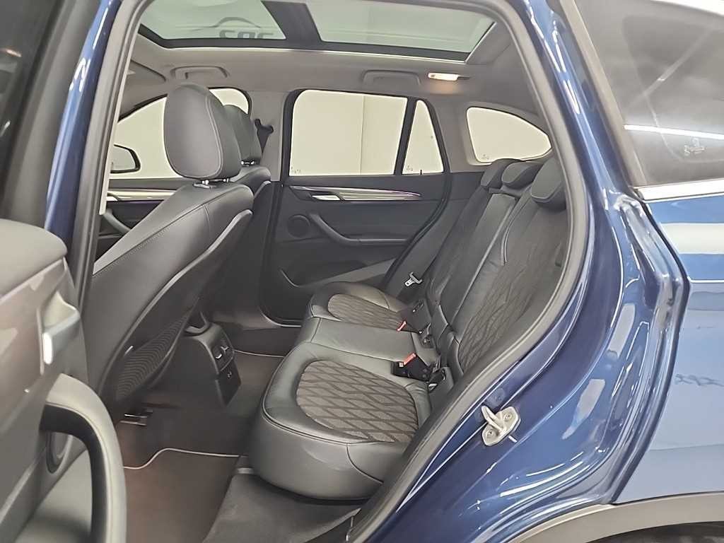 BMW X1 X1 (F48) xDrive 20i xLine 스페셜에디션 이미지 12