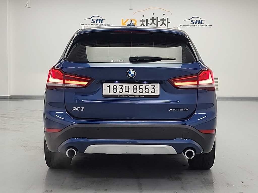 BMW X1 X1 (F48) xDrive 20i xLine 스페셜에디션 이미지 3
