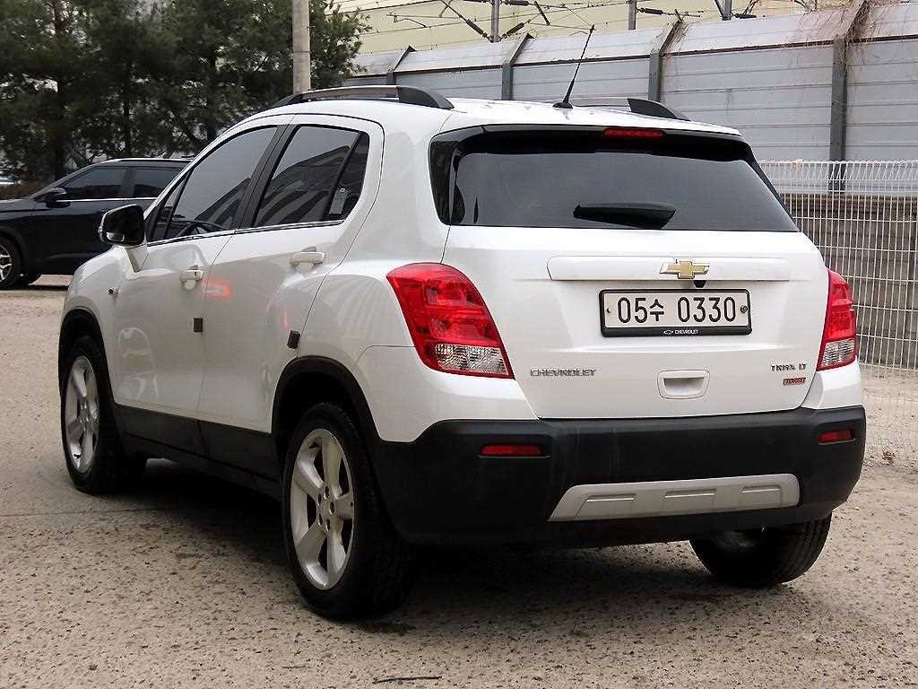 쉐보레 트랙스 1.4 LT 래더패키지 이미지 3
