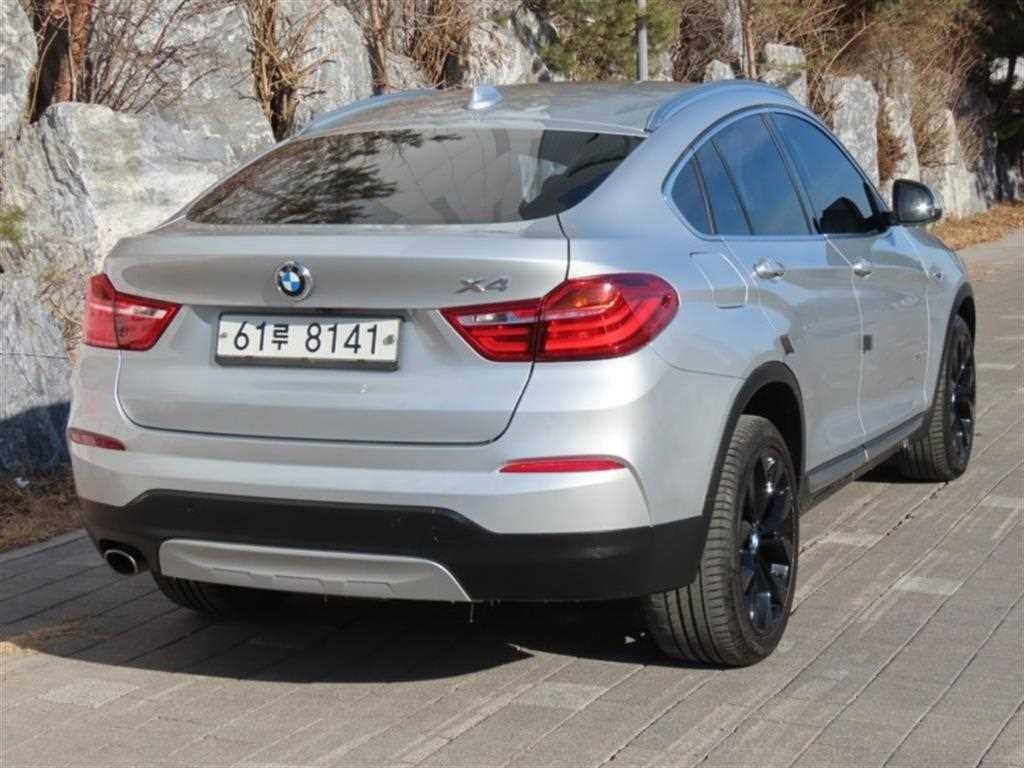 BMW X4 X4 (F26) xDrive 20d 이미지 3