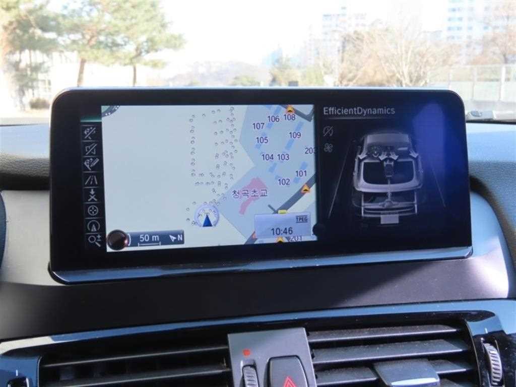 BMW X4 X4 (F26) xDrive 20d 이미지 8