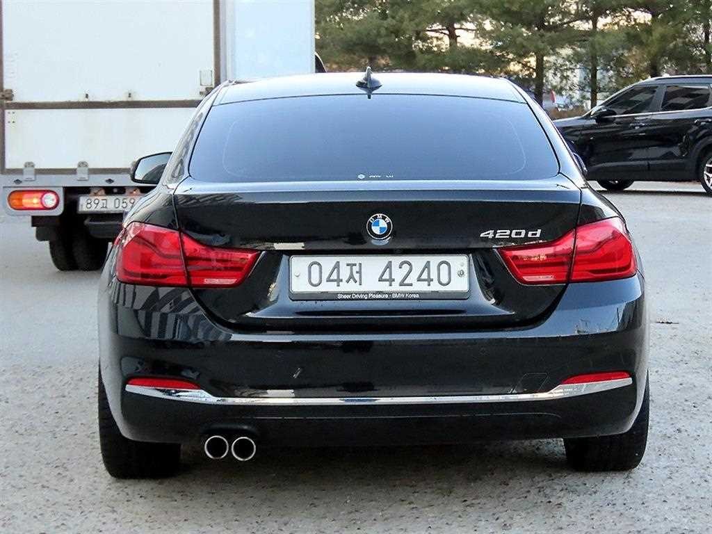 BMW 4시리즈 4시리즈 (F32) 420d 그란쿠페 럭셔리 이미지 4