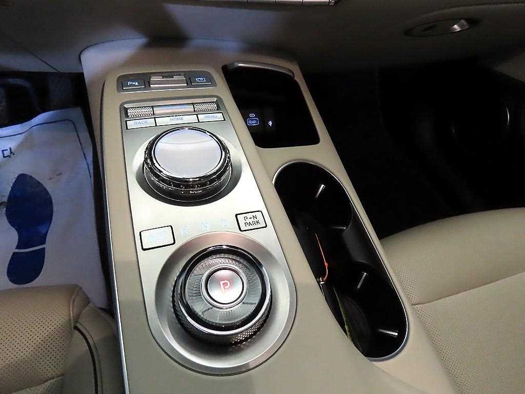 제네시스 GV70 2.5T 가솔린 AWD 이미지 12