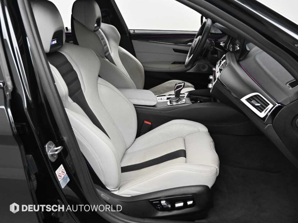 BMW 5시리즈 M5 (F90, F10) M5 세단 이미지 10