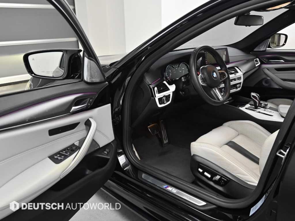 BMW 5시리즈 M5 (F90, F10) M5 세단 이미지 11