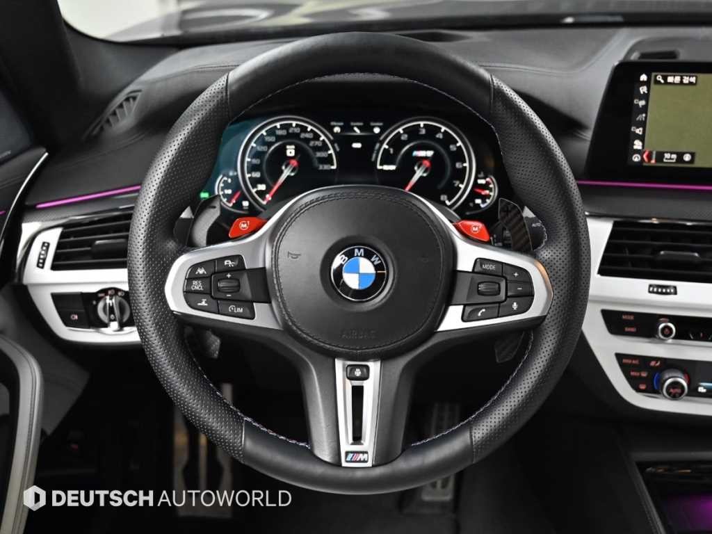 BMW 5시리즈 M5 (F90, F10) M5 세단 이미지 13