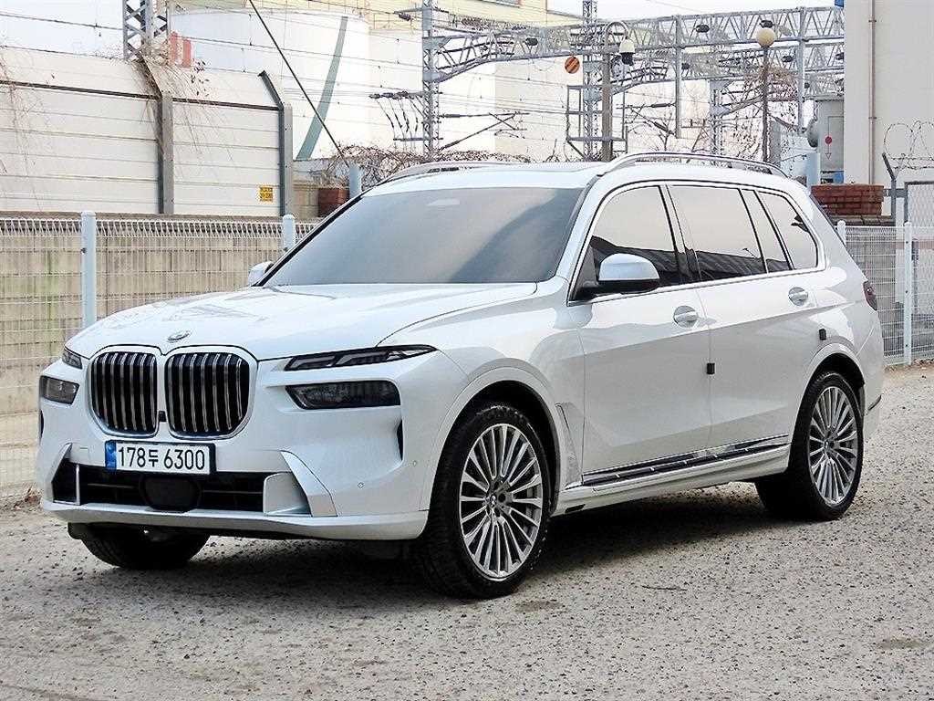 BMW X7 X7 (G07) xDrive 40i 디자인 퓨어 엑셀런스 6인승 이미지 2