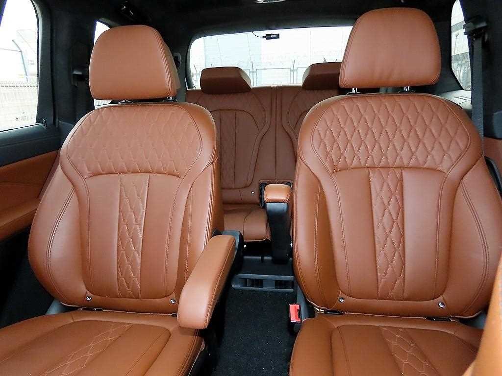 BMW X7 X7 (G07) xDrive 40i 디자인 퓨어 엑셀런스 6인승 이미지 7