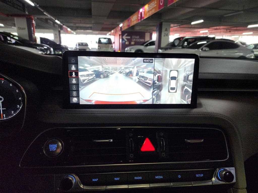 제네시스 G70 더 뉴 G70 가솔린 2.0T 2WD 스포츠 패키지 이미지 11