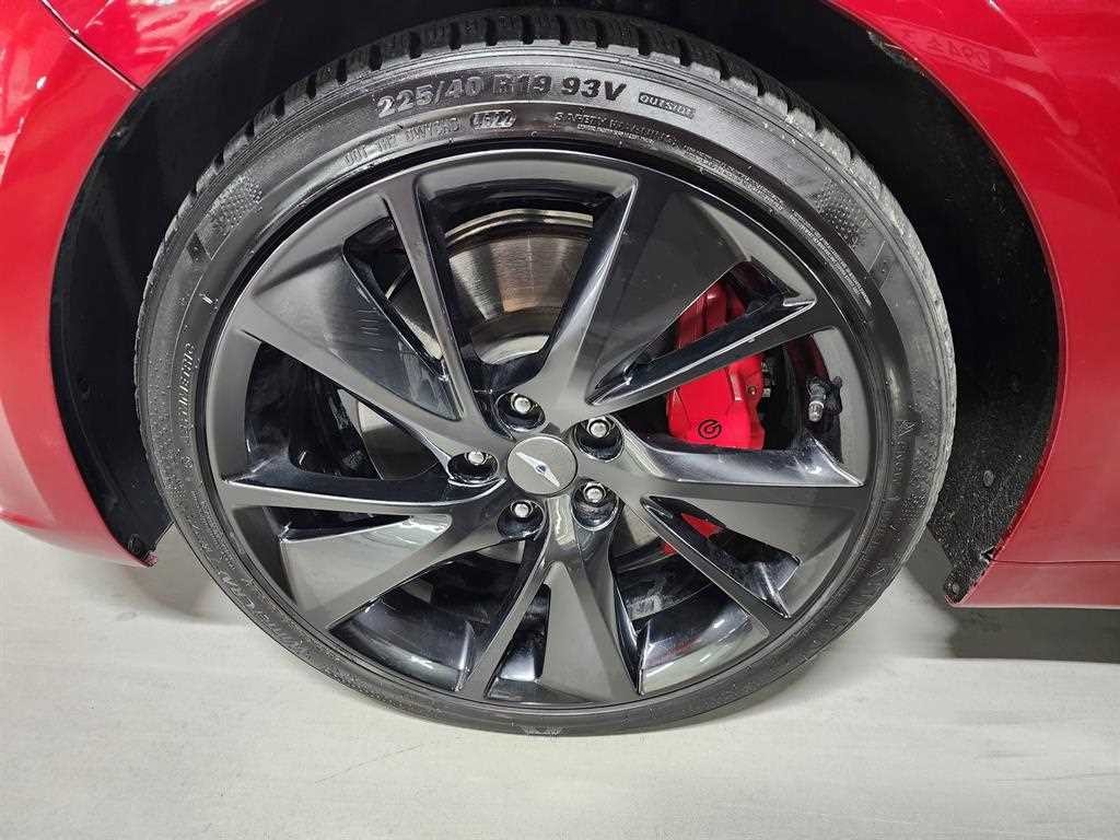 제네시스 G70 더 뉴 G70 가솔린 2.0T 2WD 스포츠 패키지 이미지 17