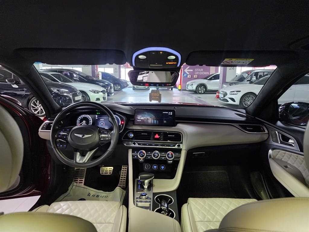 제네시스 G70 더 뉴 G70 가솔린 2.0T 2WD 스포츠 패키지 이미지 9
