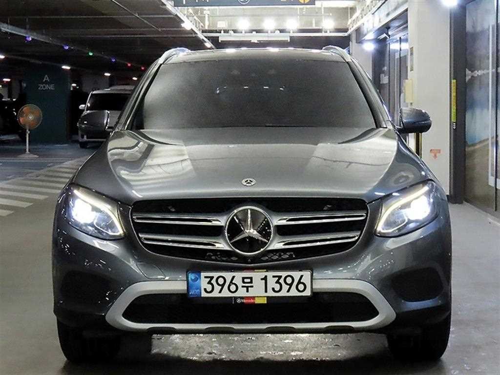 벤츠 GLC 클래스 GLC클래스 X253 GLC 350 e 4MATIC 프리미엄 이미지 2