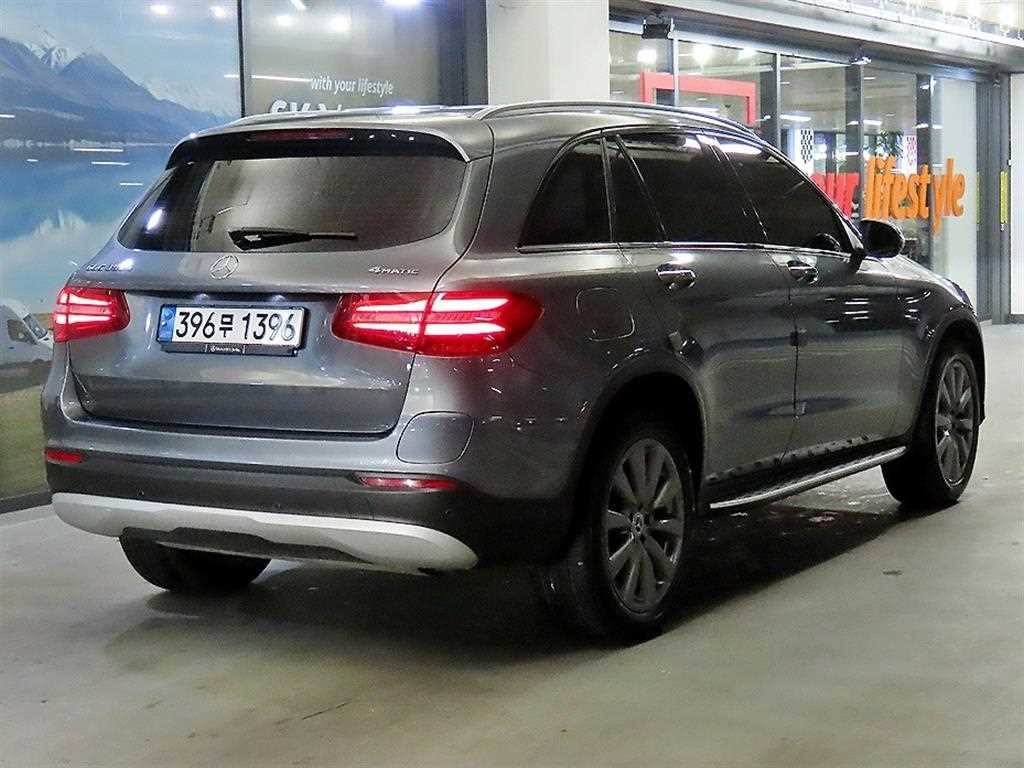 벤츠 GLC 클래스 GLC클래스 X253 GLC 350 e 4MATIC 프리미엄 이미지 4