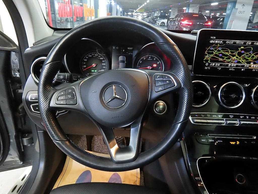 벤츠 GLC 클래스 GLC클래스 X253 GLC 350 e 4MATIC 프리미엄 이미지 8