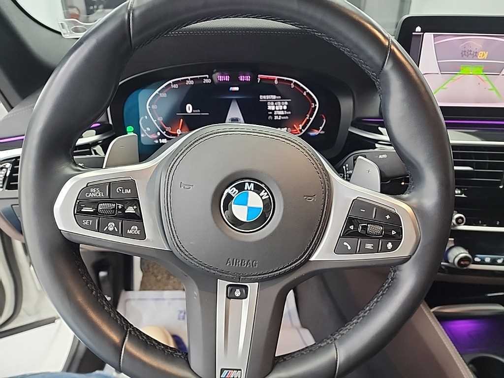 BMW 5시리즈 5시리즈 (G30) 530i M 스포츠 이미지 9