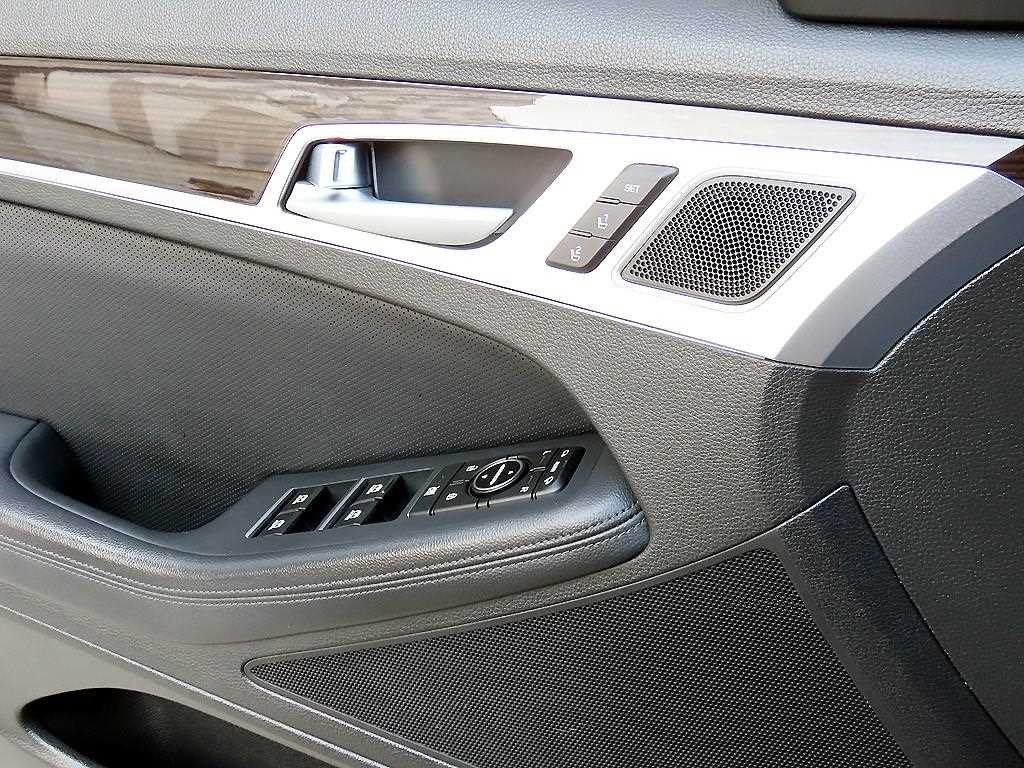 제네시스 G80 3.3 GDI AWD 럭셔리 이미지 11