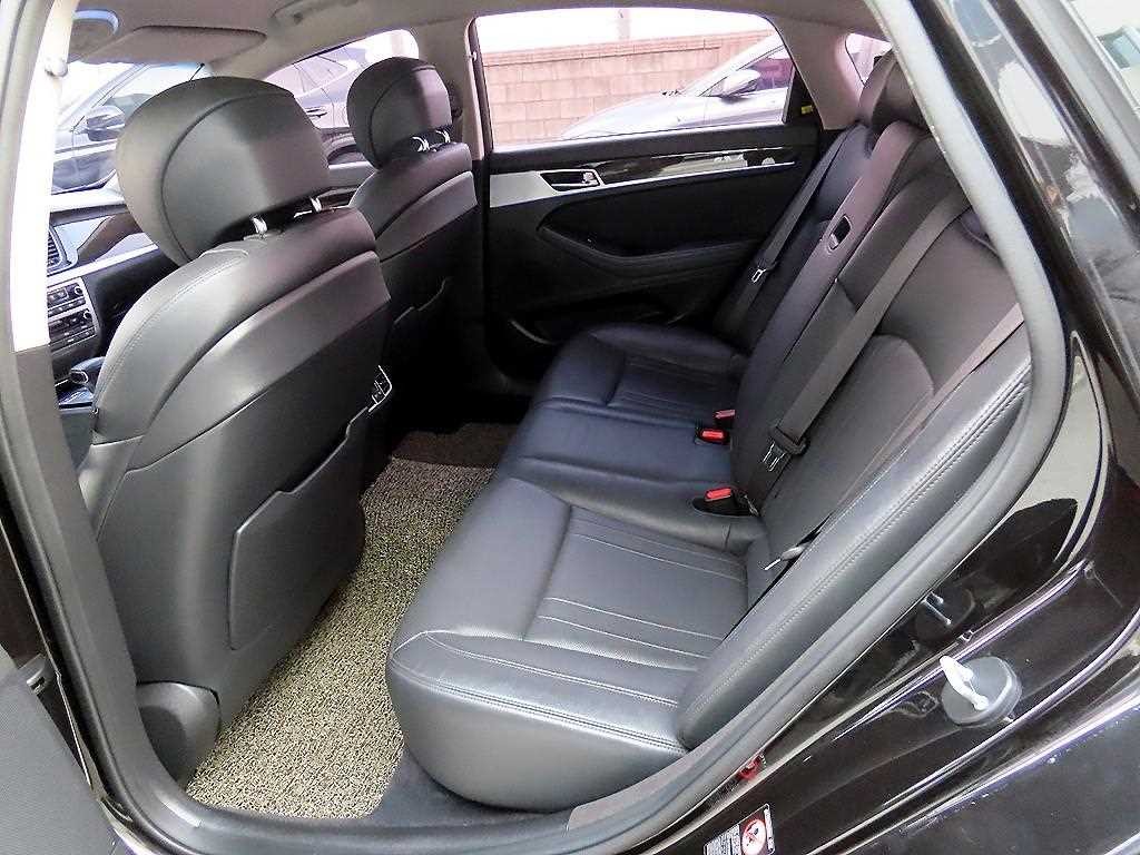 제네시스 G80 3.3 GDI AWD 럭셔리 이미지 6