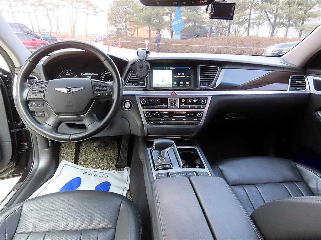 제네시스 G80 3.3 GDI AWD 럭셔리 이미지 7