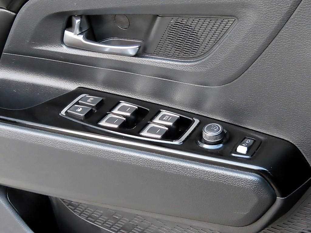 KG모빌리티(쌍용) 코란도 뷰티풀코란도 2WD 디젤 1.6 C3 플러스 이미지 11