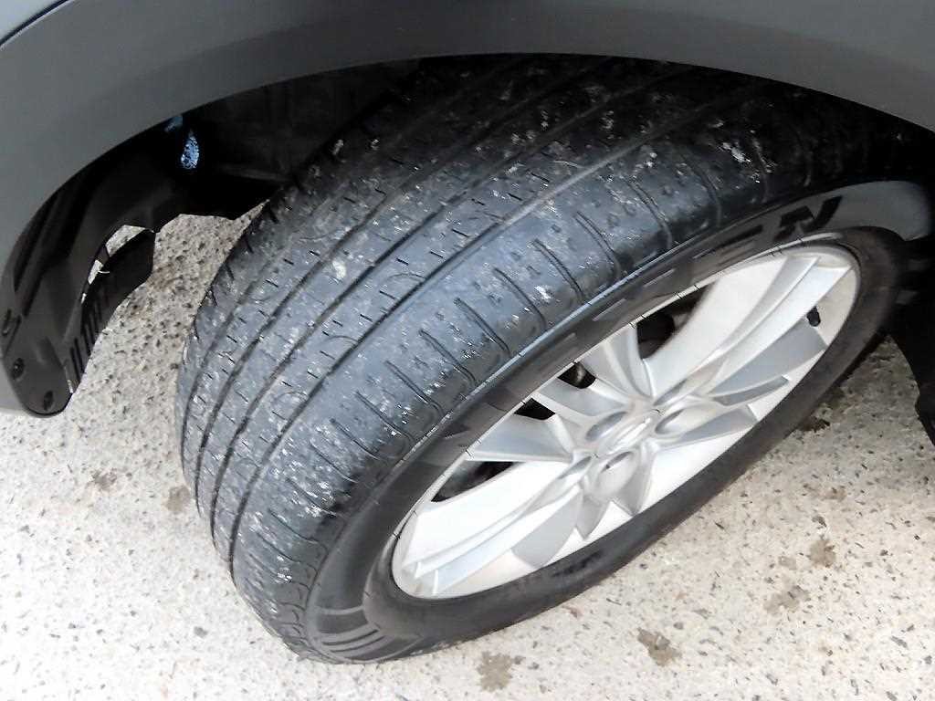 KG모빌리티(쌍용) 코란도 뷰티풀코란도 2WD 디젤 1.6 C3 플러스 이미지 20