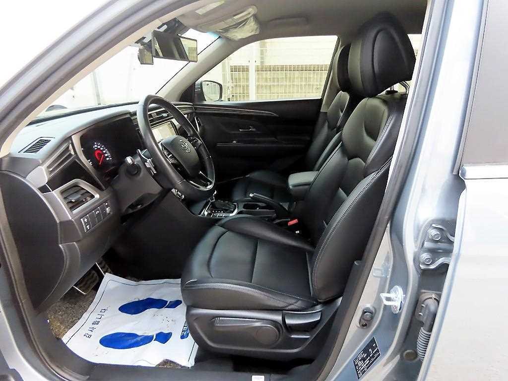 KG모빌리티(쌍용) 코란도 뷰티풀코란도 2WD 디젤 1.6 C3 플러스 이미지 5