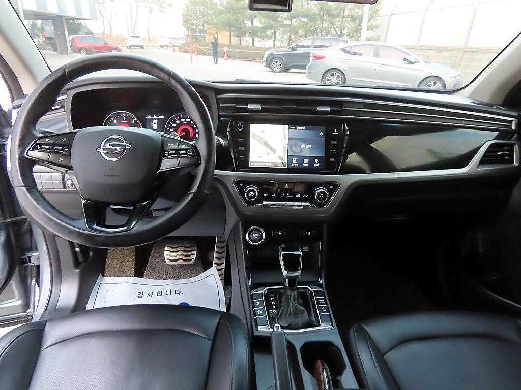 KG모빌리티(쌍용) 코란도 뷰티풀코란도 2WD 디젤 1.6 C3 플러스 이미지 7