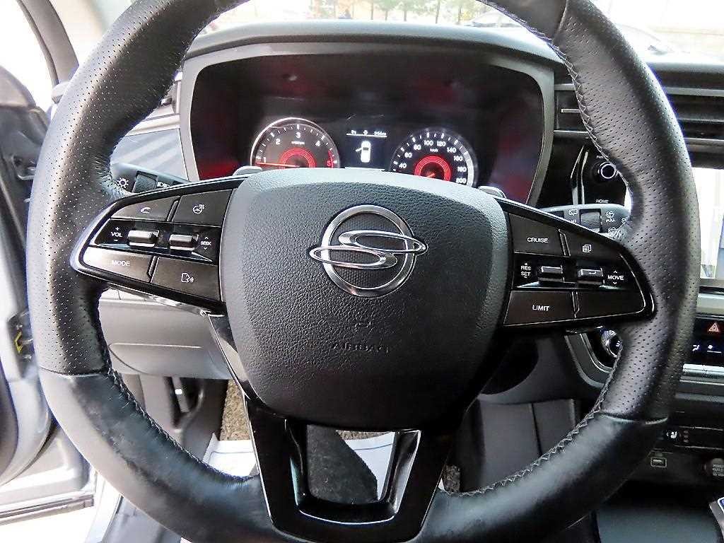 KG모빌리티(쌍용) 코란도 뷰티풀코란도 2WD 디젤 1.6 C3 플러스 이미지 8