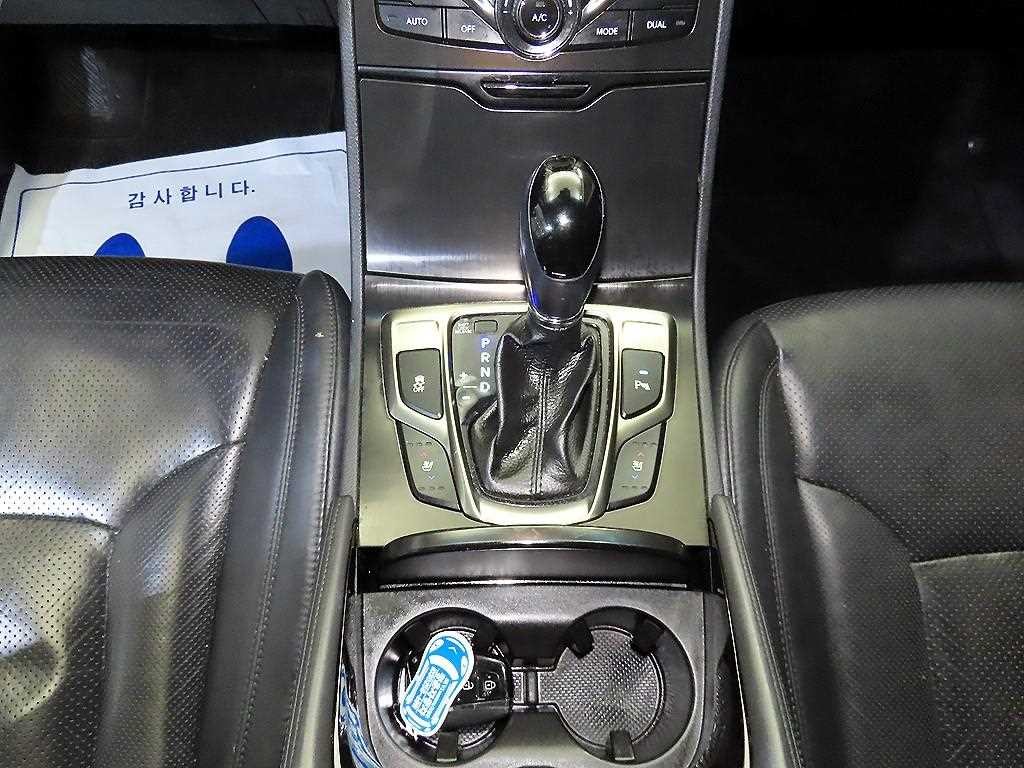 현대 그랜저 그랜저 HG HG300 PREMIUM 이미지 12