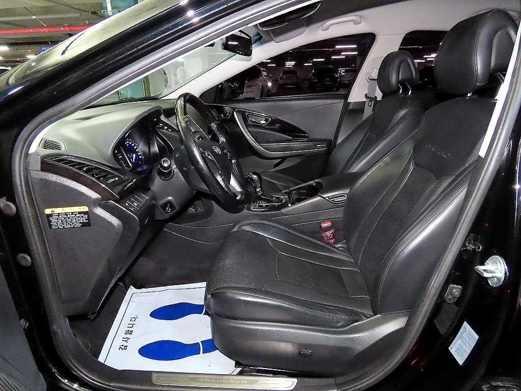 현대 그랜저 그랜저 HG HG300 PREMIUM 이미지 6