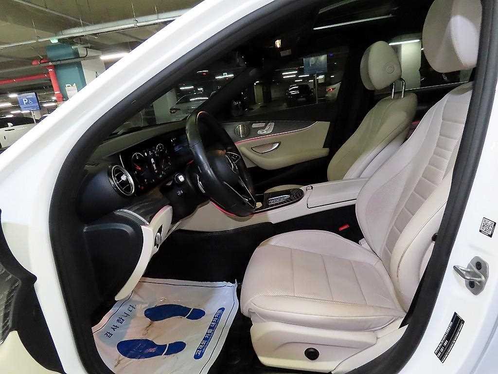 벤츠 E 클래스 E-클래스 W213 E350 4MATIC 아방가르드 이미지 6