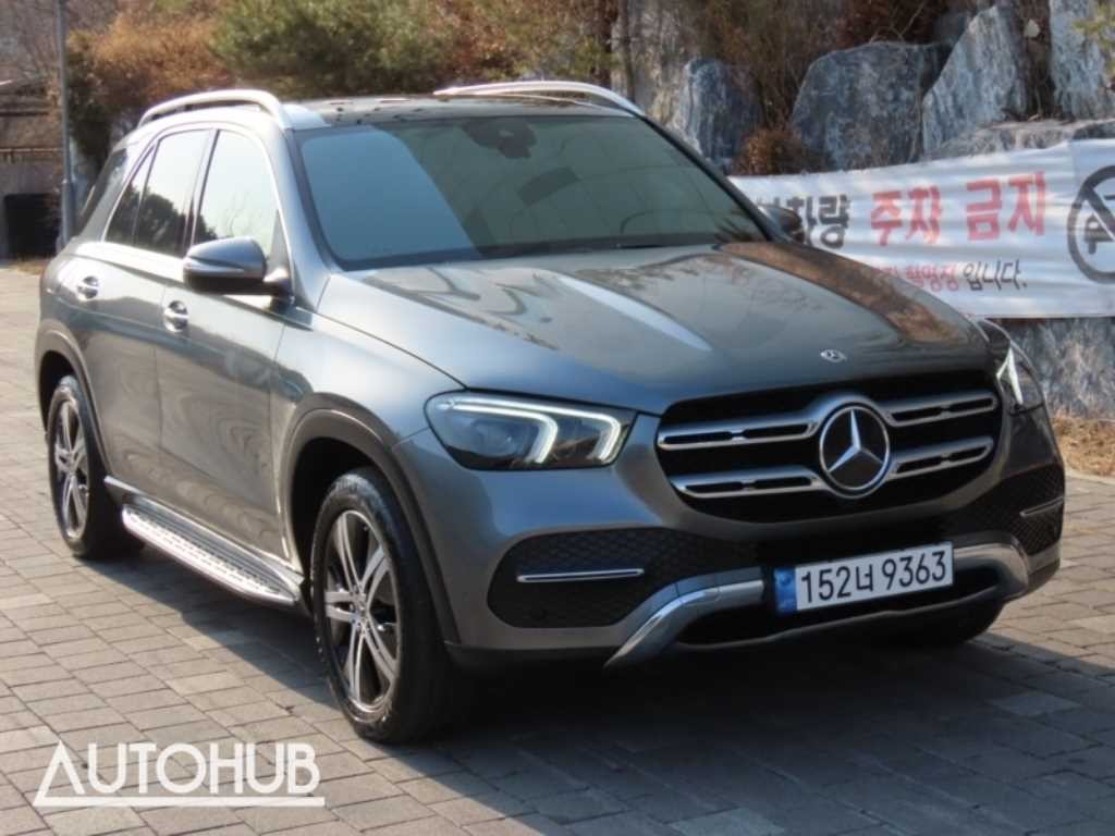 벤츠 GLE 클래스 GLE 클래스 W167 GLE 300d 4MATIC 이미지 2