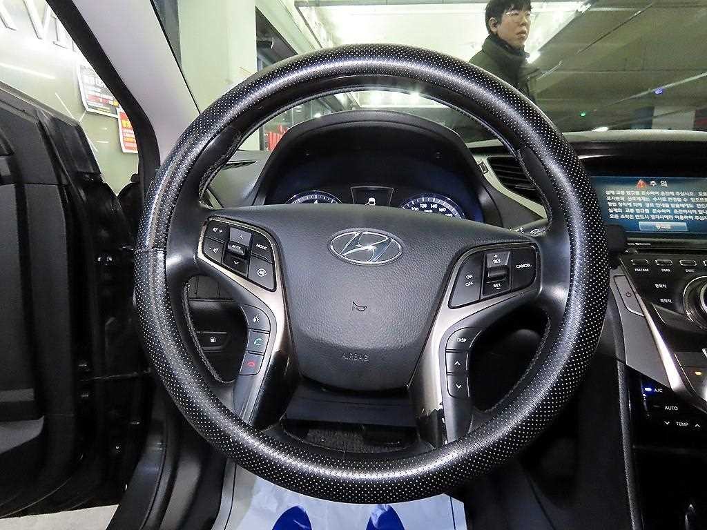 현대 그랜저 그랜저 HG HG240 LUXURY 이미지 7