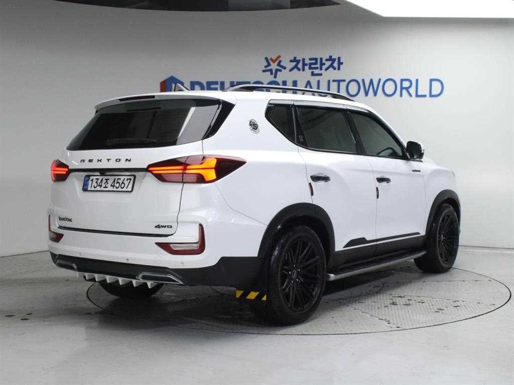 KG모빌리티(쌍용) 렉스턴 올 뉴 렉스턴 (Y450) 디젤 2.2 4WD 프레스티지 이미지 2