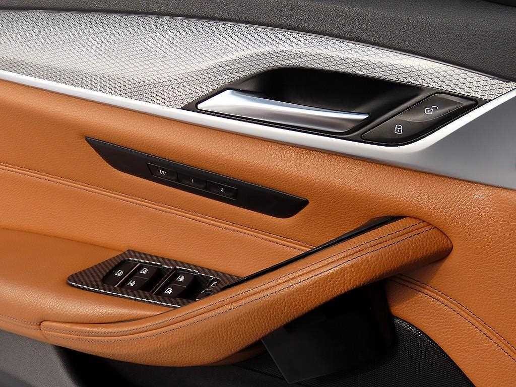BMW 5시리즈 5시리즈 (G30) 530i M 스포츠 이미지 12